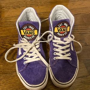 Rare corduroy purple vans with vans rubber patch. Good condition with minor wear
